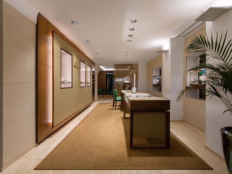 Elegant modern interior with perfect wall finishes