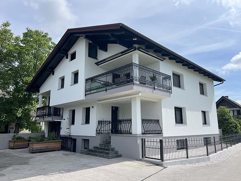 Premium facade finish